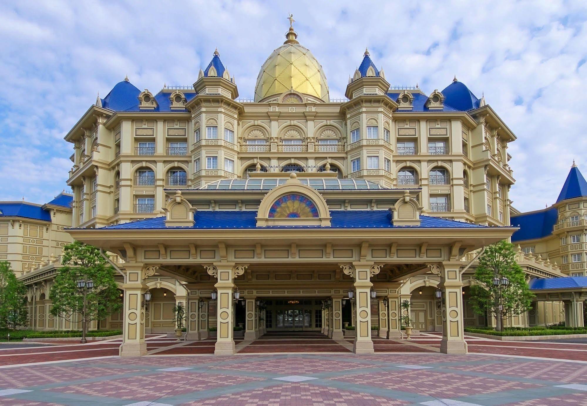 Tokyo Disneyland Hotel Тиба Экстерьер фото