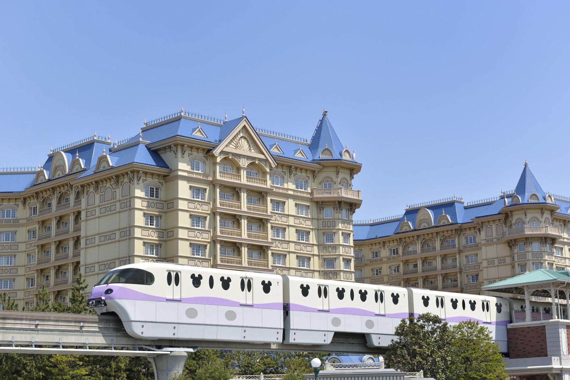 Tokyo Disneyland Hotel Тиба Экстерьер фото